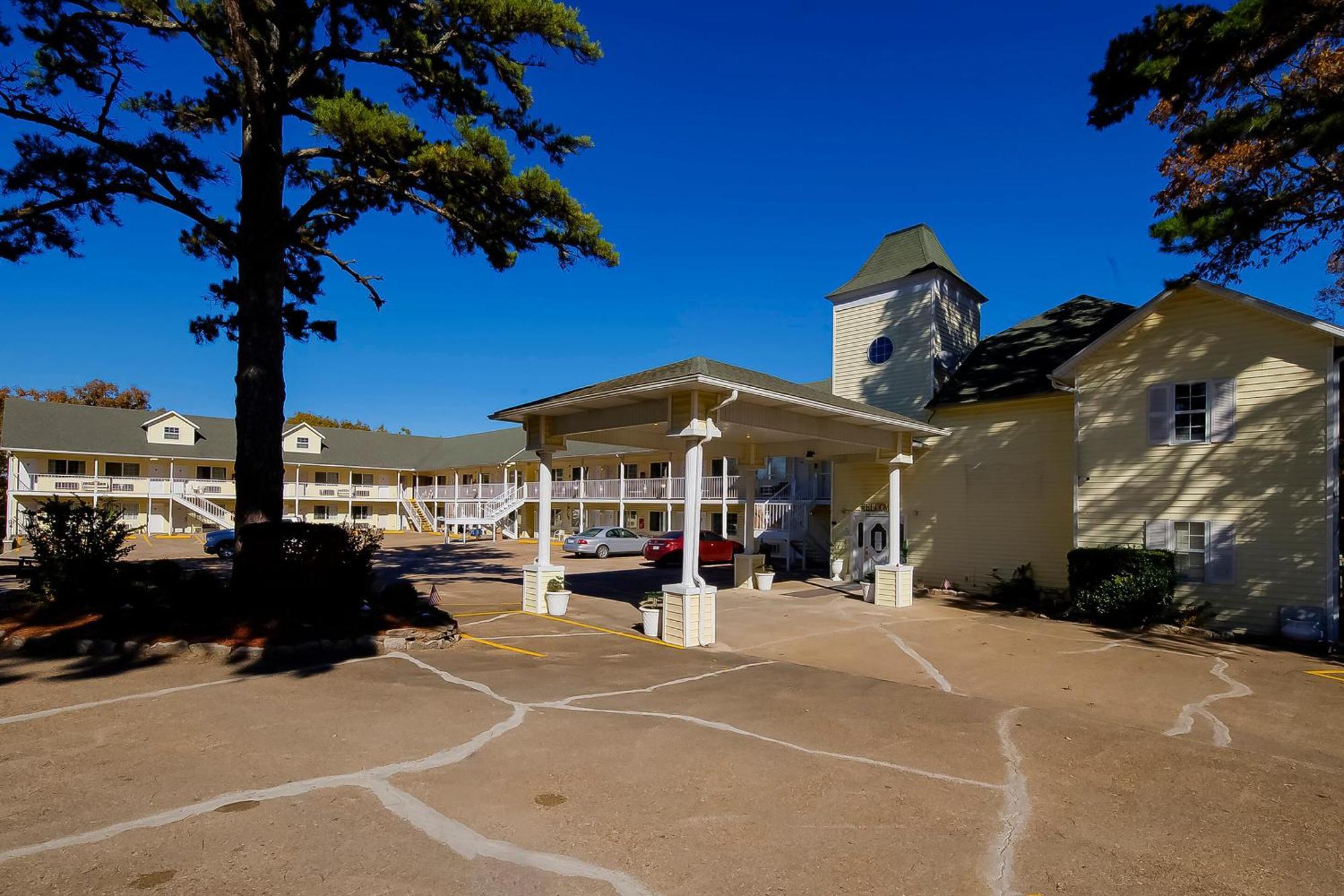 Hotel O Eureka Springs - Christ Of Ozark Area Екстер'єр фото