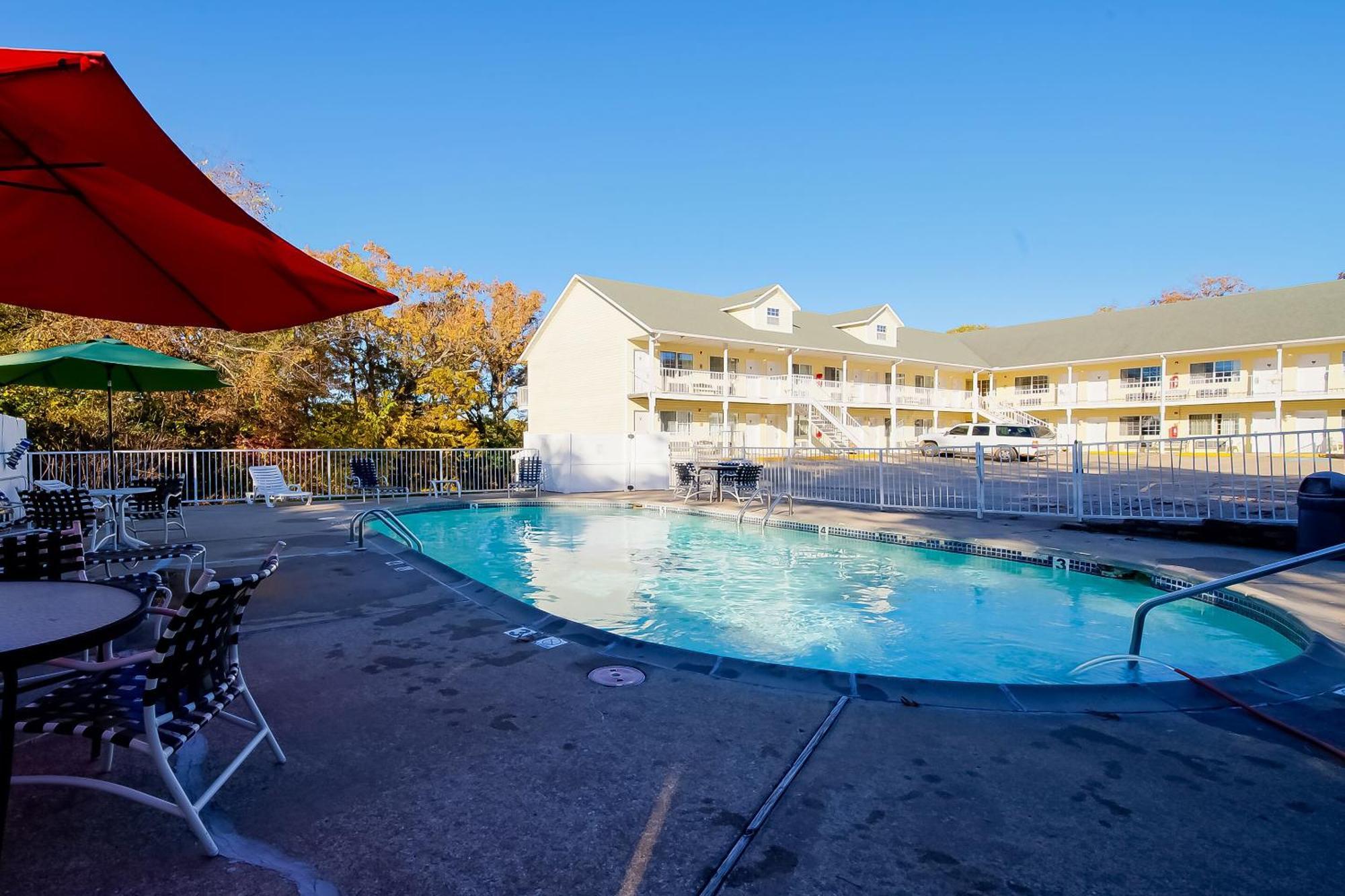 Hotel O Eureka Springs - Christ Of Ozark Area Екстер'єр фото