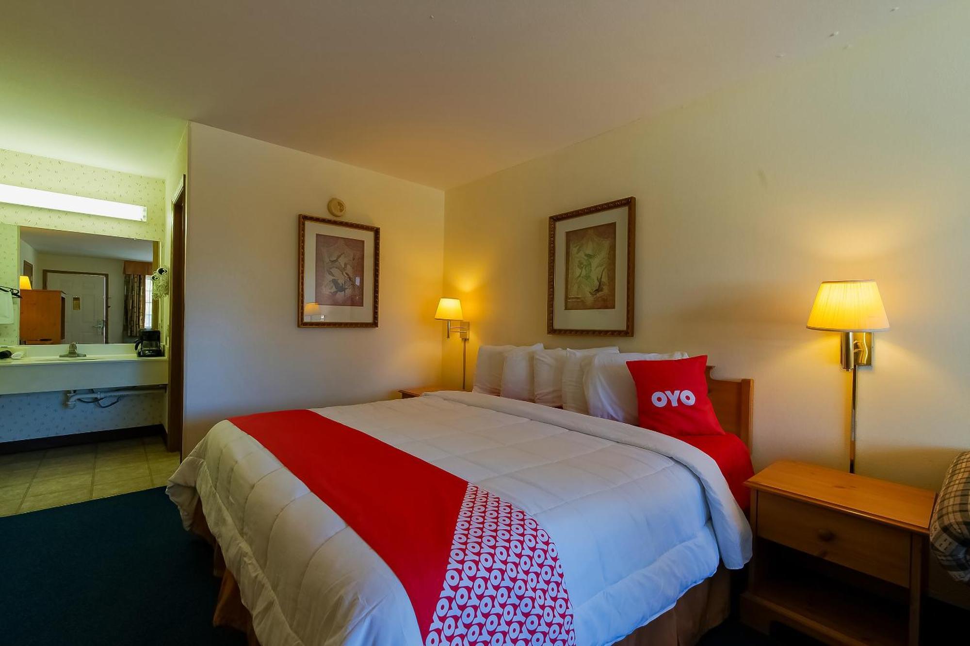 Hotel O Eureka Springs - Christ Of Ozark Area Екстер'єр фото