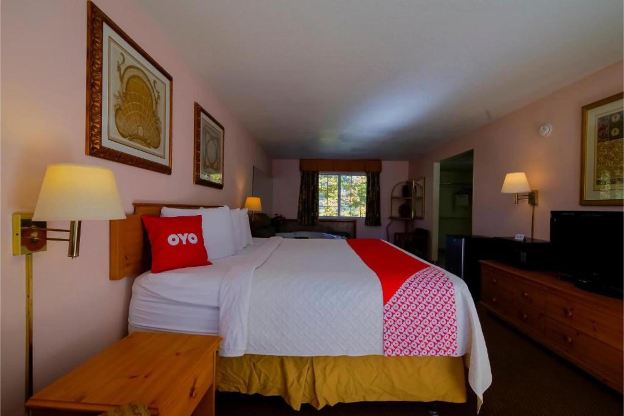 Hotel O Eureka Springs - Christ Of Ozark Area Екстер'єр фото