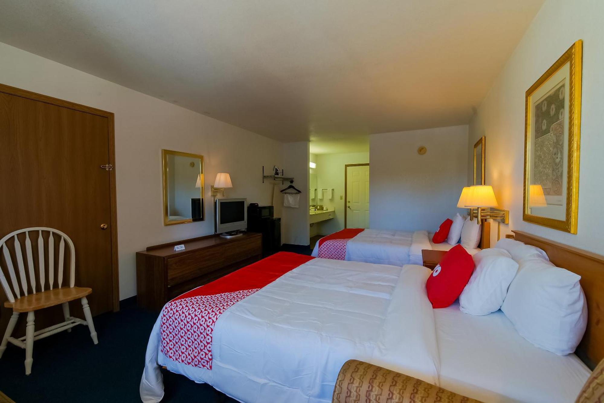 Hotel O Eureka Springs - Christ Of Ozark Area Екстер'єр фото