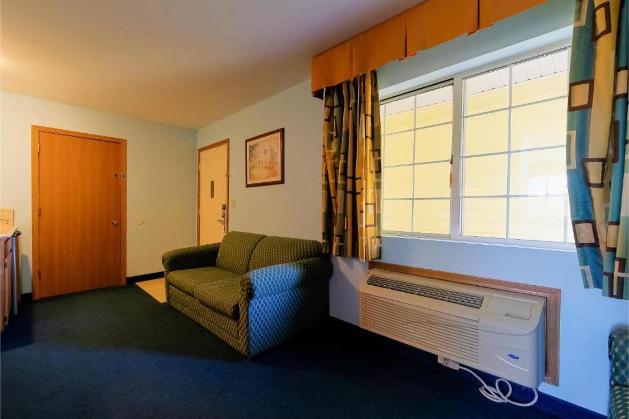 Hotel O Eureka Springs - Christ Of Ozark Area Екстер'єр фото