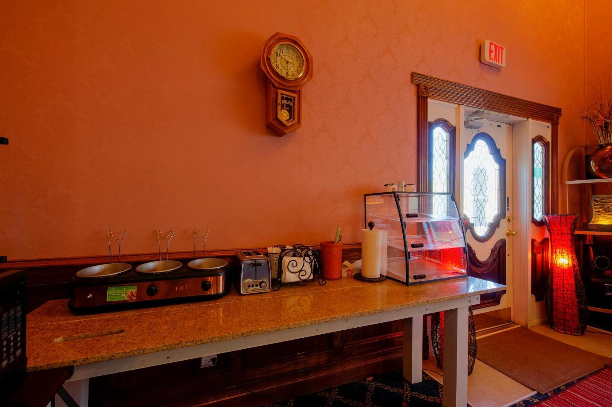 Hotel O Eureka Springs - Christ Of Ozark Area Екстер'єр фото